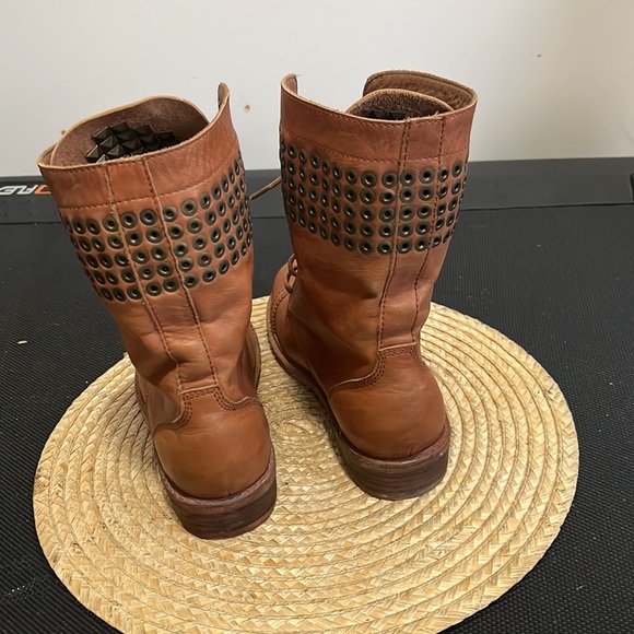 ZIGI Girl Funky Western Fold Over Leather Combat Boots Size 8.5 - Picture 8 of 16